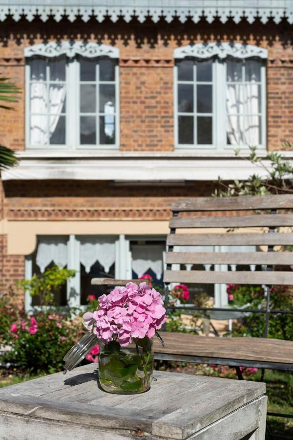 Jane'Laur - Honfleur Bed & Breakfast Exterior photo